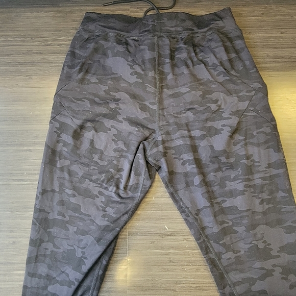 Alphalete Pro Elite Joggers - Picture 3 of 4